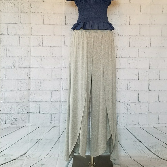 🖤 Wide Leg Tulip Pants - Picture 3 of 5